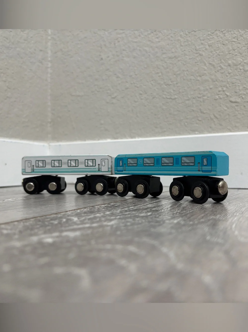 Battat Wooden Coaches - Blue & White